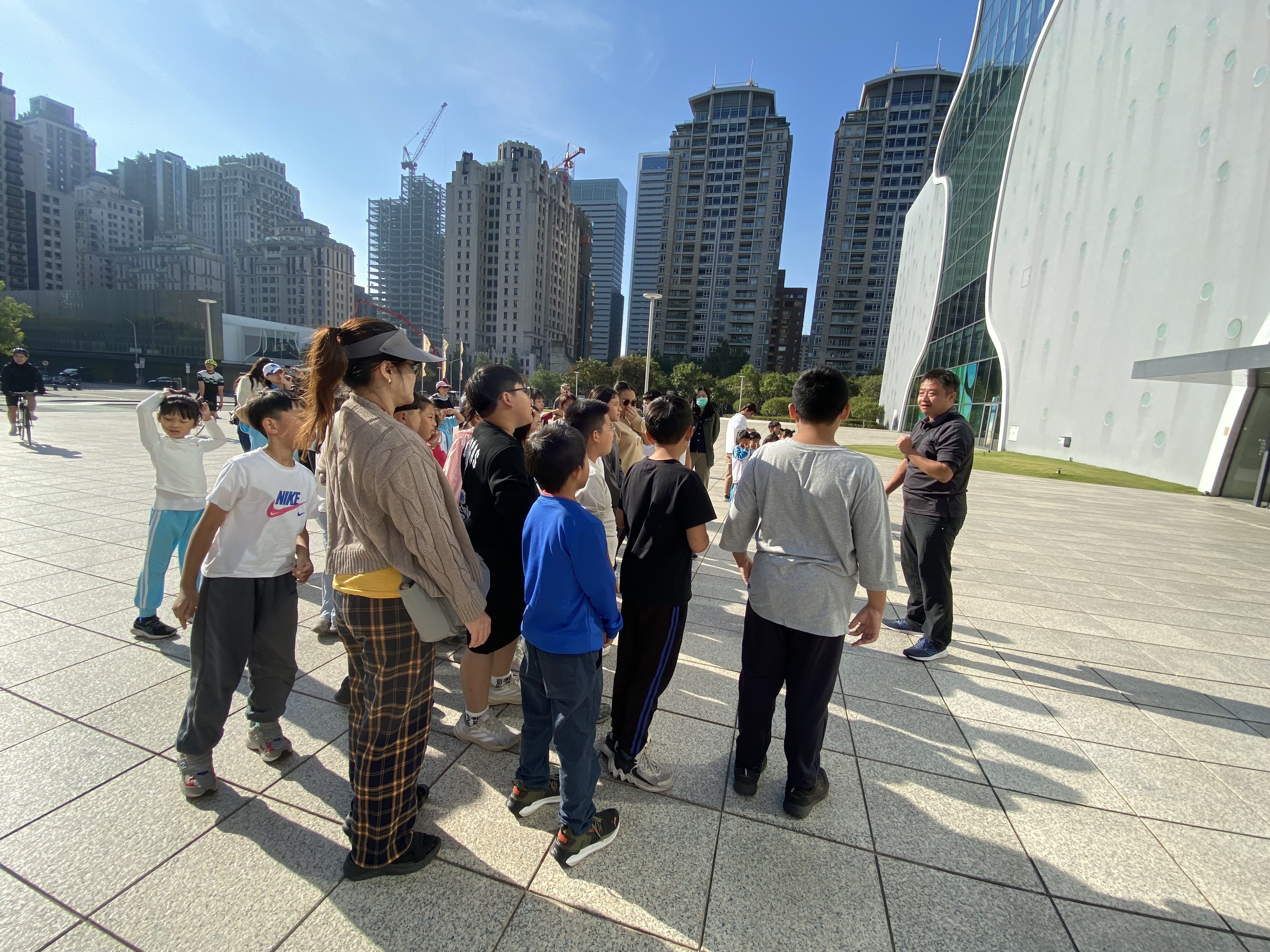 114.11.25 戶外教育-歌劇院、臺中科博館另開新視窗